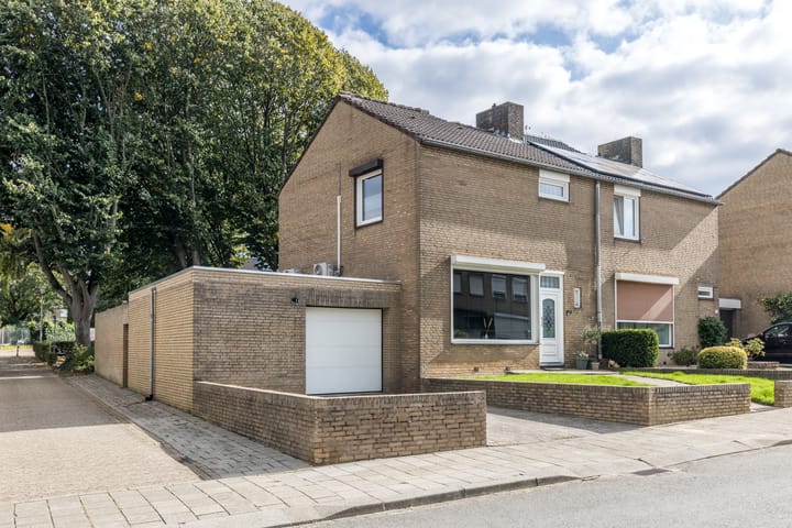 Tuinstraat 14 in Heerlen foto