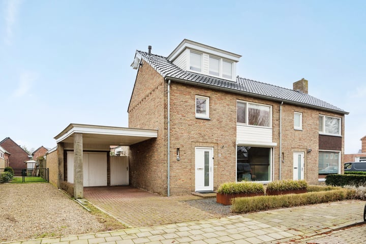 Tuinstraat 60 in Den Dungen foto