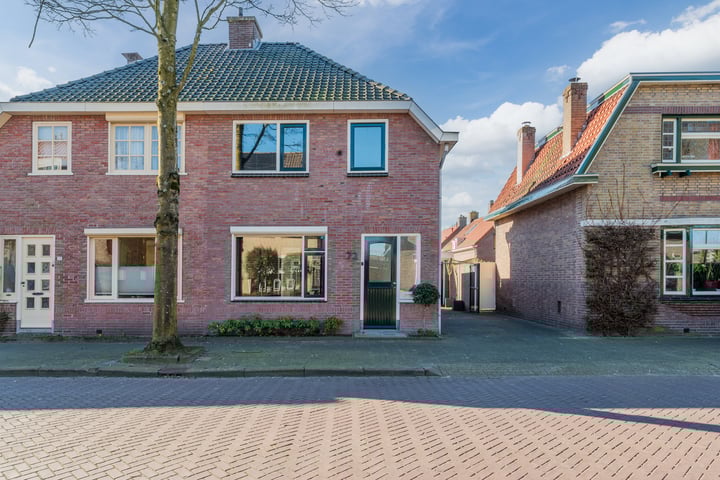 Tuinstraat 72 in Rijen foto