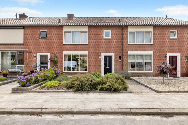 Tulpstraat 34 in Losser