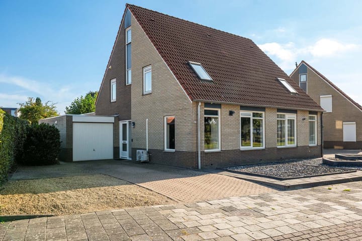 Tulpstraat 77 in Winschoten