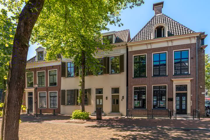 Turfmarkt 10 in Leeuwarden foto