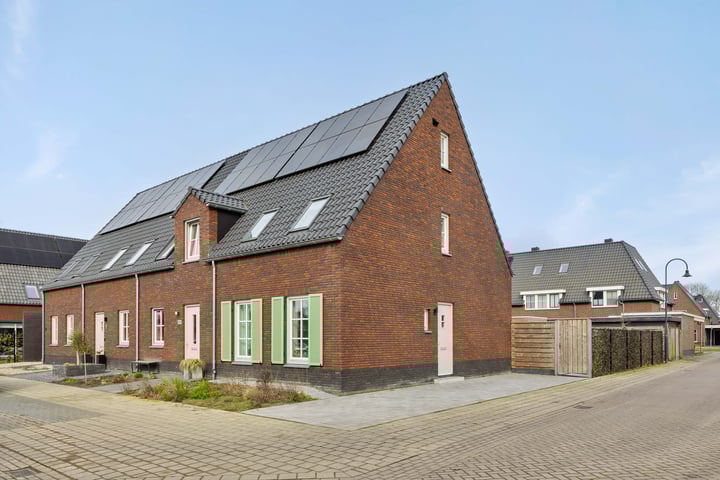 Turfveldje 17 in Helenaveen foto