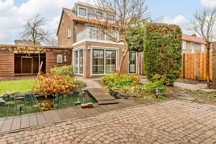 Tutein Noltheniusplein 2 in Purmerend foto