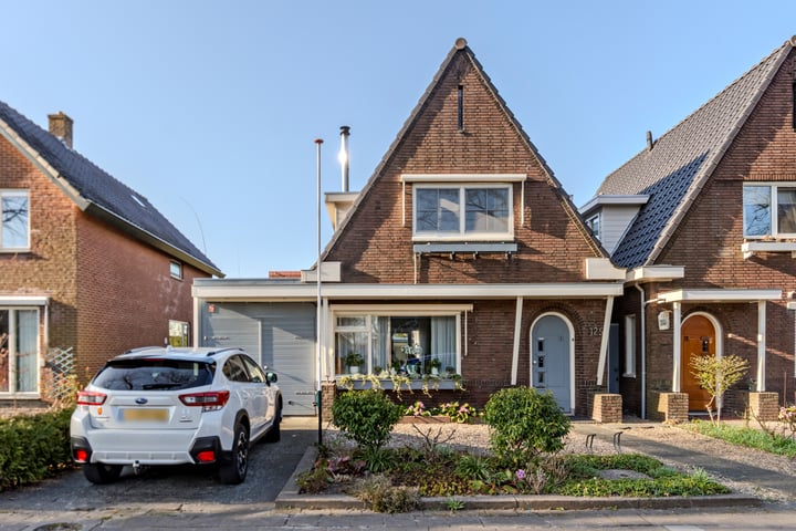 Tweeboomlaan 125 in Hoorn