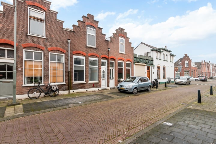 Tweede Reedwarsstraat 27 in Dordrecht foto