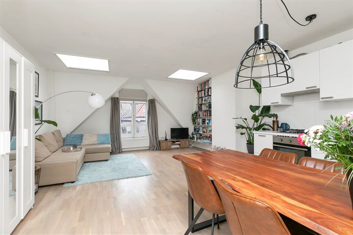 Tweede Van der Helststraat 4-4 in Amsterdam foto