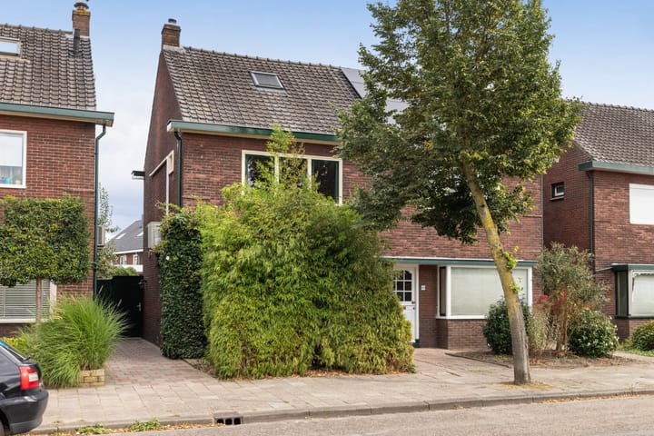 Twekkelerweg 201 in Hengelo foto