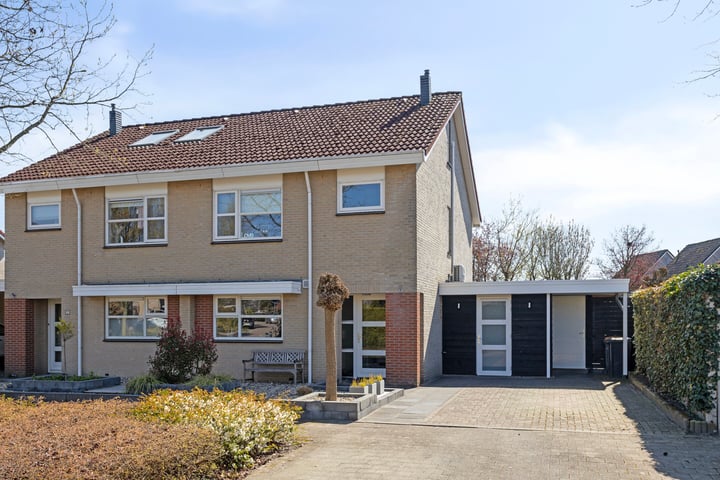 Twickelo 7 in Losser foto