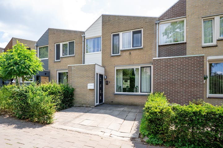 Twintighoven 41 in Zevenbergen