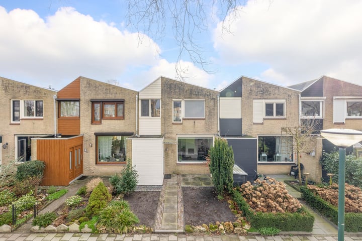 Twintighoven 9 in Zevenbergen foto