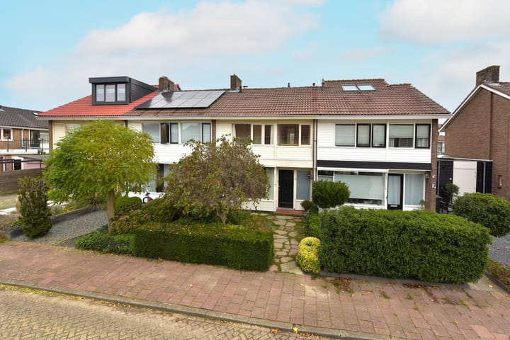 Tyrasstraat 12 in Hoorn foto