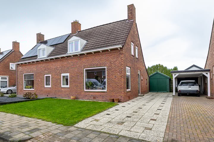 Ubbenasingel 19 in Spijk foto