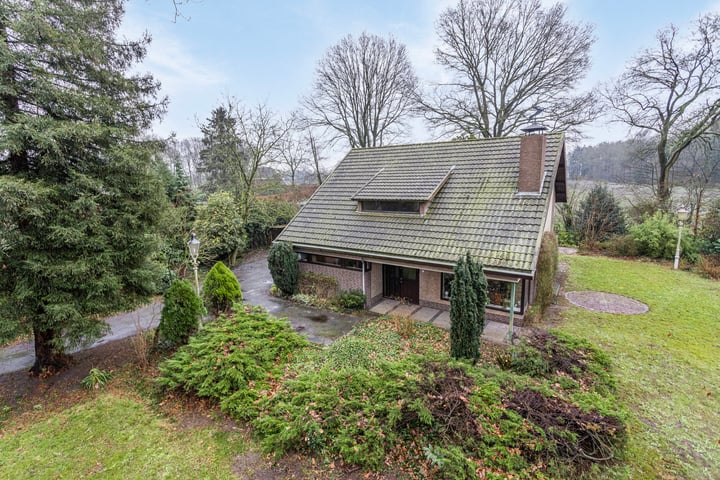 Udenseweg 19 in Zeeland foto