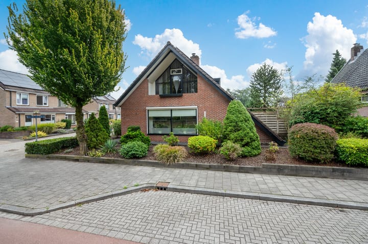 Ugchelseweg 87 in Apeldoorn foto
