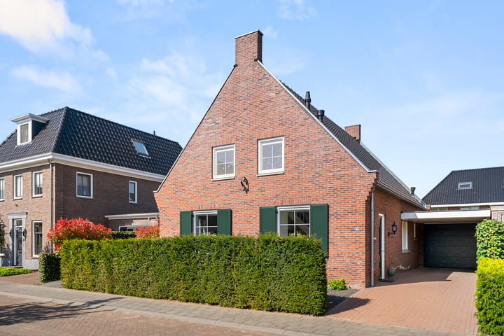 Uilebaardlaan 28 in Barneveld foto