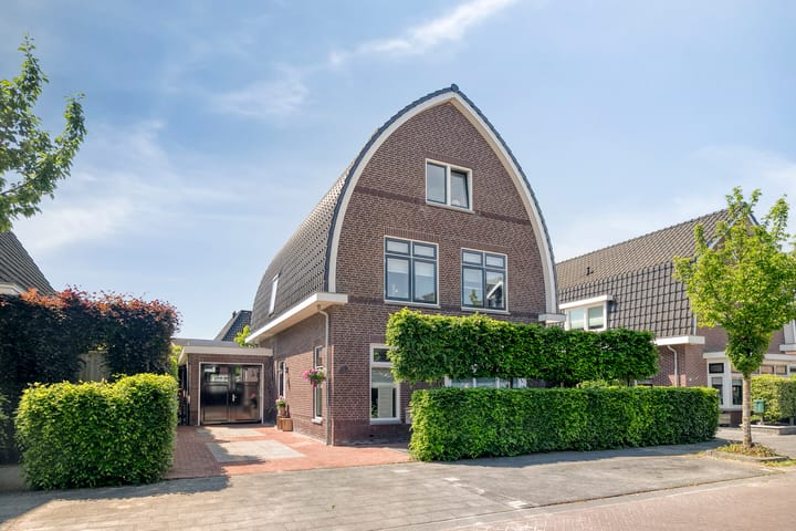 Uilebaardlaan 45 in Barneveld foto