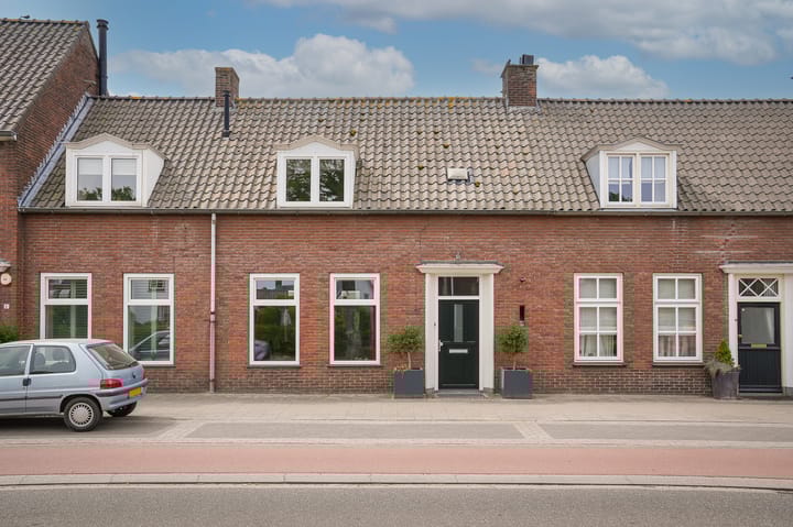 Uithovensestraat 3 in Hedel foto