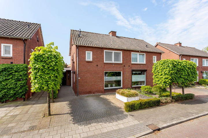 Uiverstraat 14 in Oldenzaal