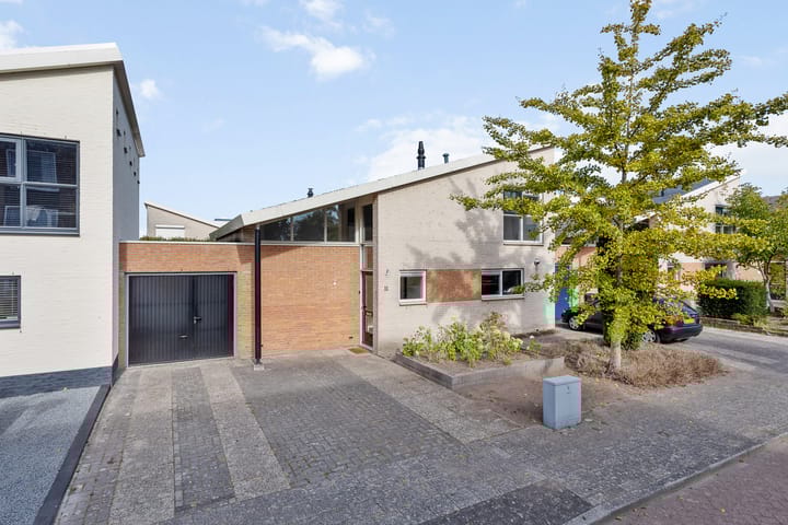 Umbrialaan 11 in Oldenzaal foto