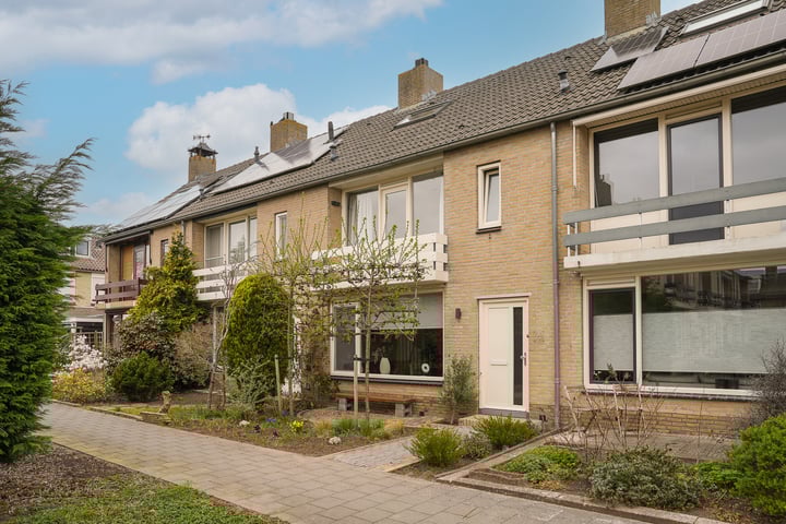 Uranusstraat 8 in Nieuw-Lekkerland foto