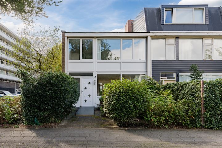 Urkerstraat 1 in Amstelveen foto