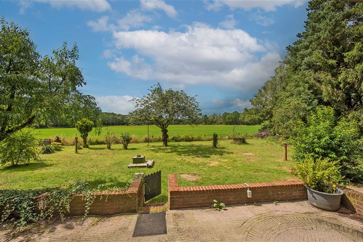 Usselerveenweg 128 in Enschede foto