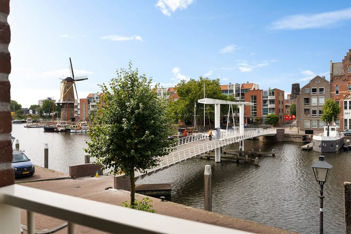 V.O.C.-plein 6 in Rotterdam foto