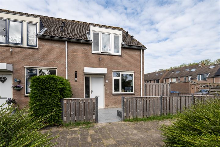 Vaargeul 63 in Hellevoetsluis foto