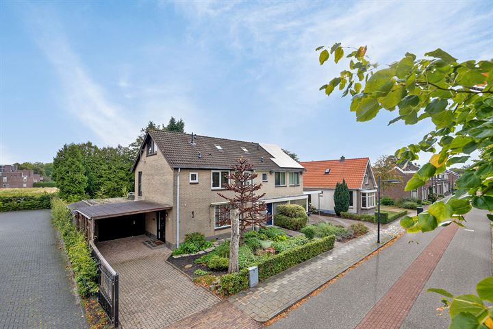Vaart N.Z. 242 in Assen foto