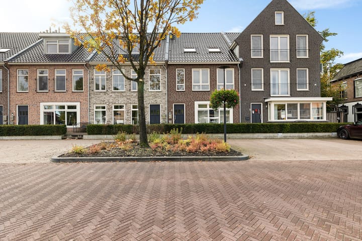 Vaart ZZ 4D in Nieuw-Amsterdam