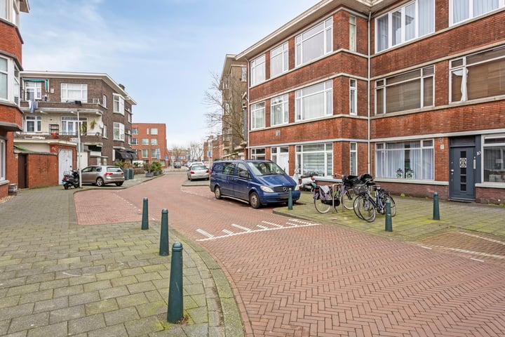 Vaassenstraat 8 in 's-Gravenhage foto
