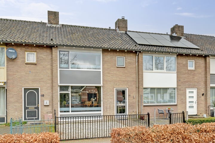 Valburgseweg 38 in Elst foto