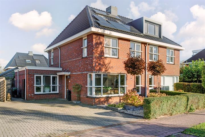 Valeriaan 2B in Meppel foto