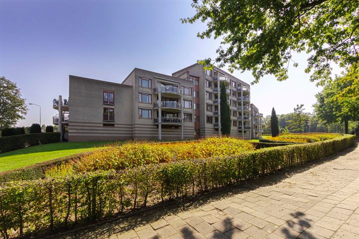 Valkenburgerweg 128 in Heerlen foto
