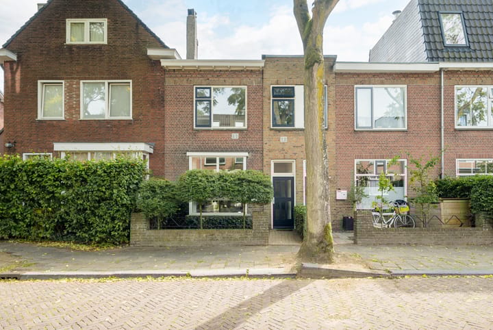Valkenierslaan 240 in Breda foto