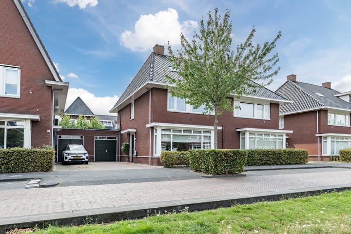 Valkenswaardstraat 66 in Tilburg