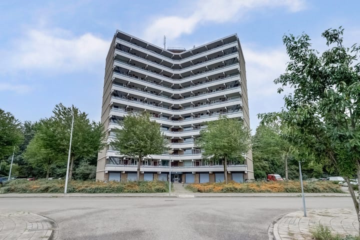 Valkestein 417 in Ede foto
