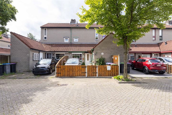 Valkhoek 13 in Spijkenisse foto