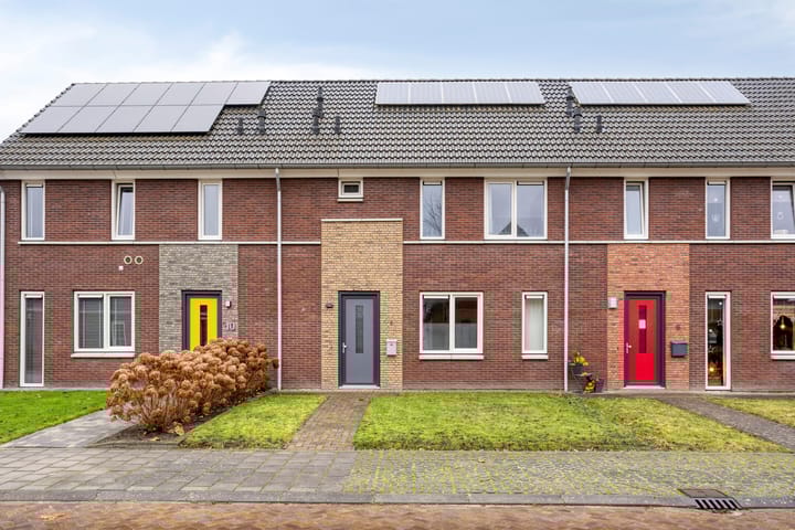 Valkhof 8 in Ter Apel foto