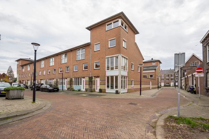 Van Aalststraat 17 in Leerdam