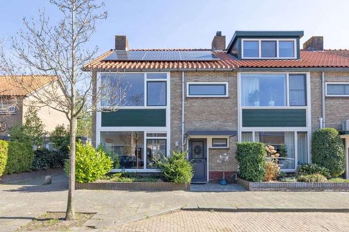Van Almondelaan 17 in Hilversum