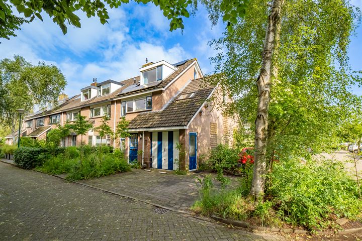 van Almondelaan 23 in Baarn foto