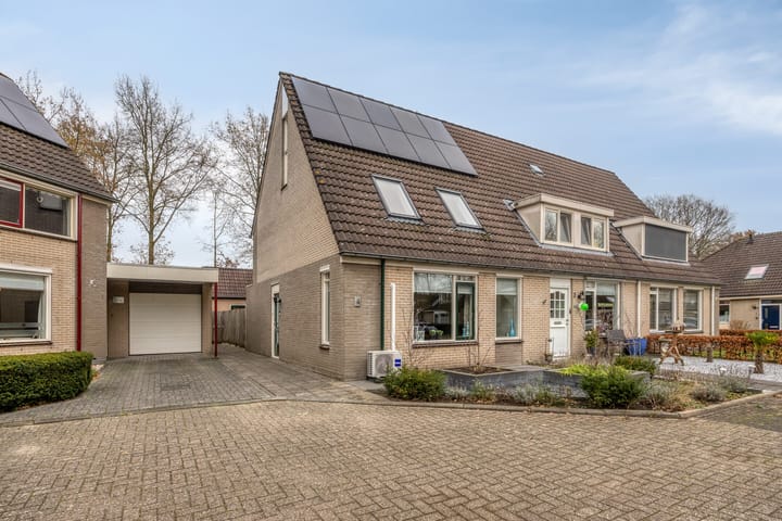 Van Apeldoornshof 4 in Heerde