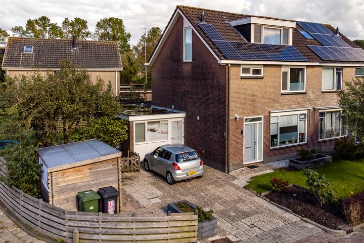 van Asschendorplaan 11 in Grijpskerk foto