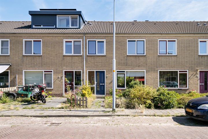 Van Barenstraat 15 in Nieuw-Vennep foto