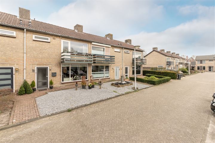 van Beeckstraat 4 in Oirschot foto