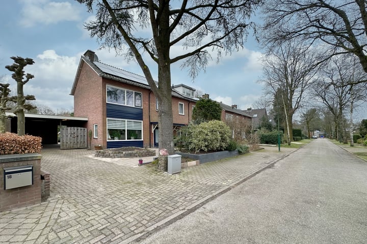 van Beuningenlaan 1 in Maarsbergen foto