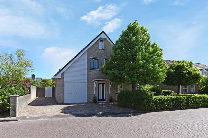 van Beuningenstraat 21 in Maasdijk foto