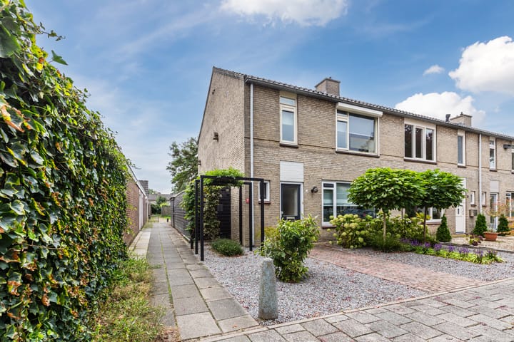 Van Binsbergenstraat 1 in Nistelrode
